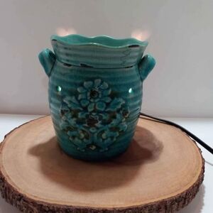 "Scentsy" Turquoise Rustic Bloom Wax Warmer